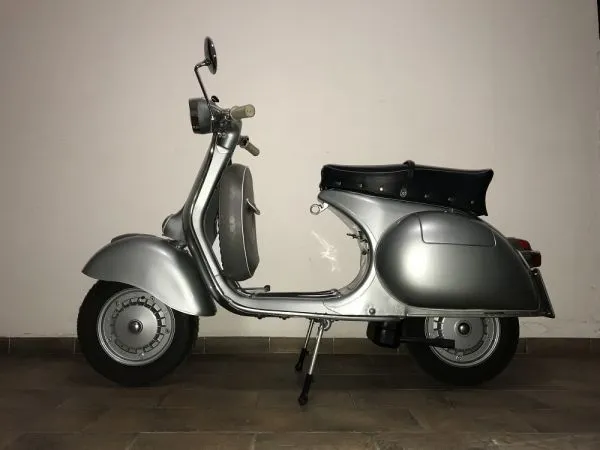 Vespa 150 GS **RESTAURATA TOTALMENTE**