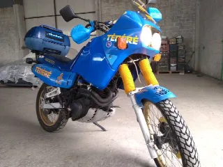 Foto 2 di 19: Yamaha TENERE 600