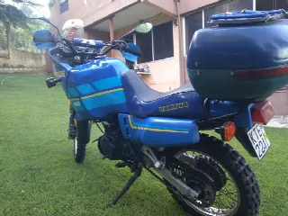 Foto 10 di 13: Yamaha TENERE 600