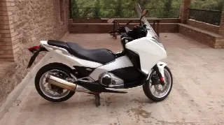 Foto 2 di 5: Egli- Honda Integra