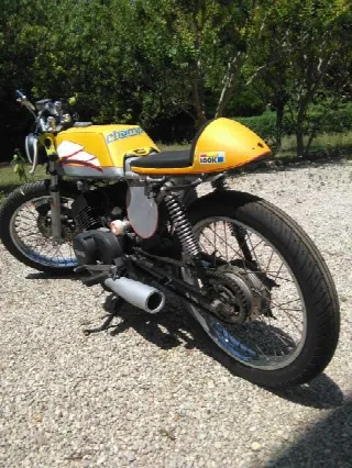 Foto 3 di 8: Yamaha 125 RDX Cafe' Racer