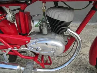 Foto 4 di 6: Maserati Motorcycles 125 T2 MATCHING NUMBERS