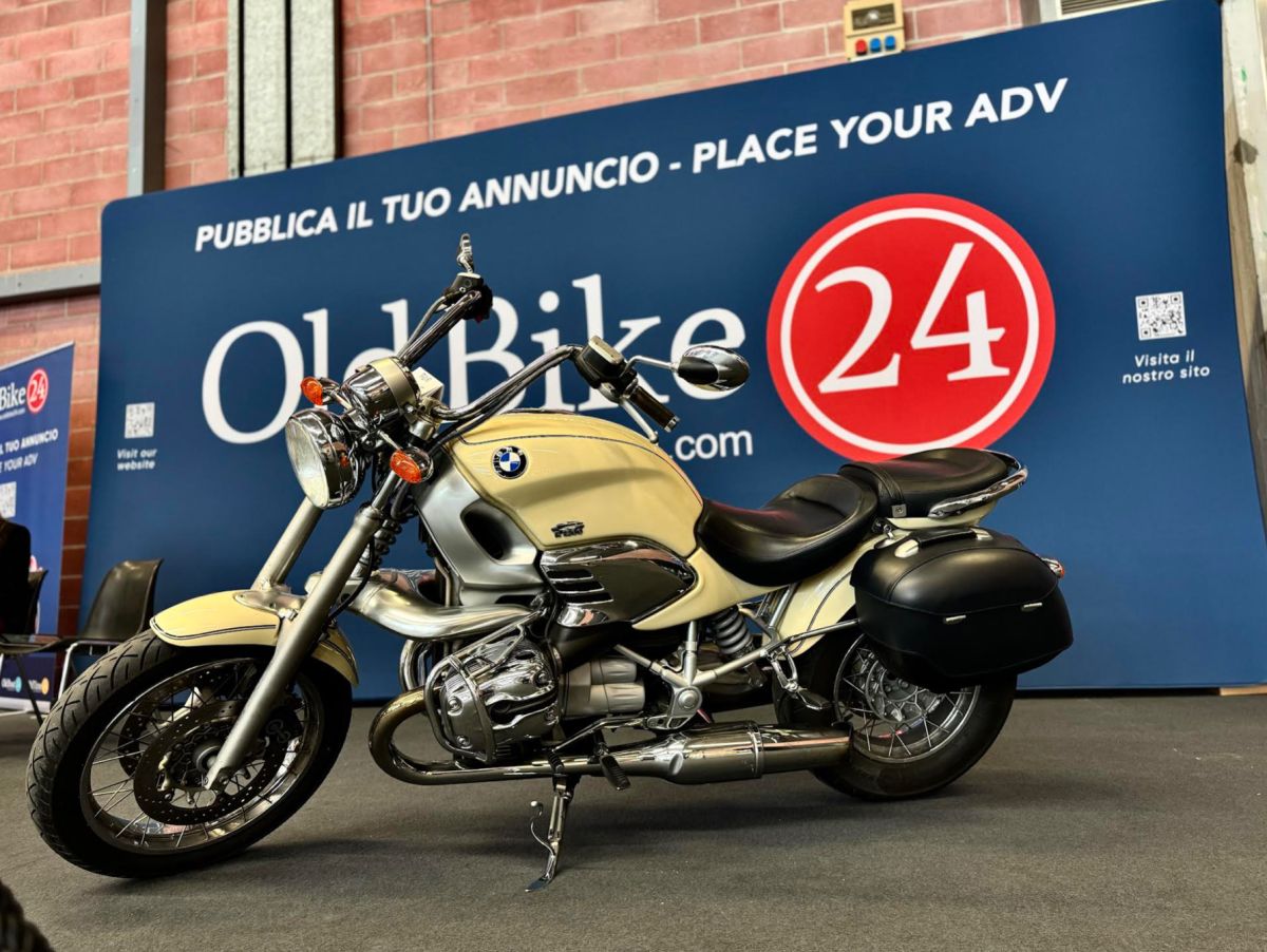 Protagonista da cinema nello stand OldBike24 a Motoexhibtion 29-30 marzo 2025, la moto di James Bond: BMW R1200C