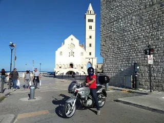 Foto 1 di 6: BMW Motorcycles F650CS Scarver