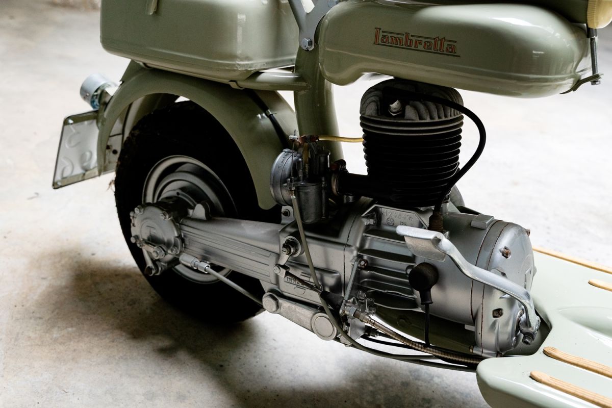 OMAGGIO A MILANO: NATA SULLE RIVE DEL LAMBRO, LA MITICA LAMBRETTA È PROTAGONISTA DA ART-RITE