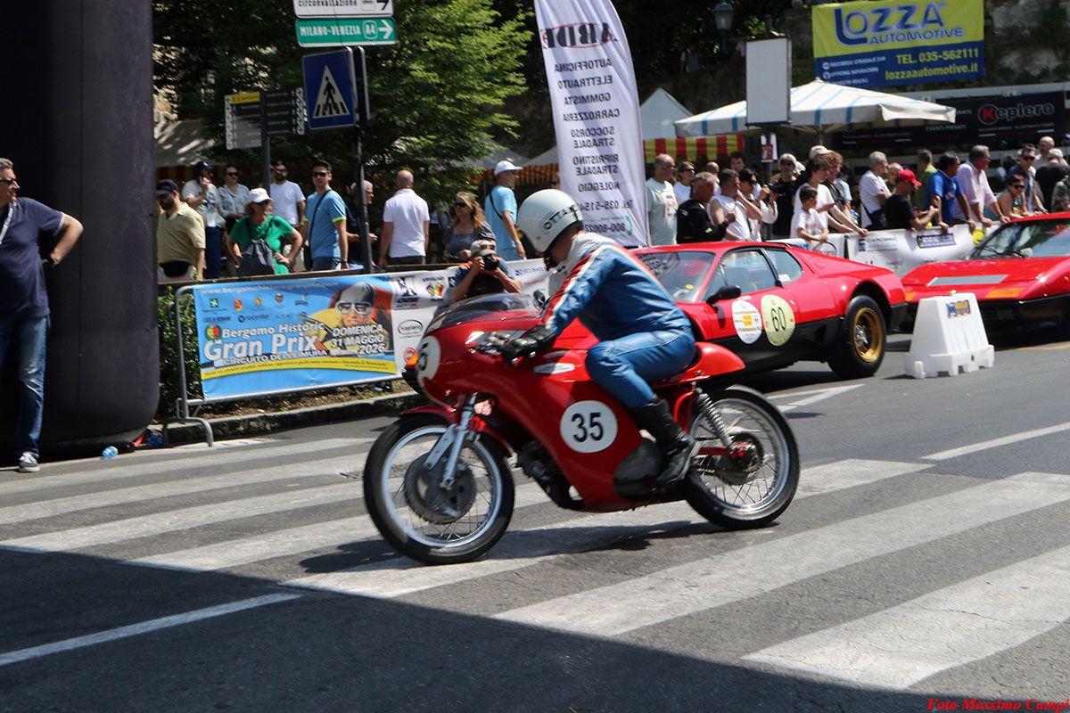 OldCar24 Media Partner & Sponsor del Bergamo Historic Gran Prix 2026: edizione straordinaria con oltre 80 auto in corsa sul Circuito delle Mura