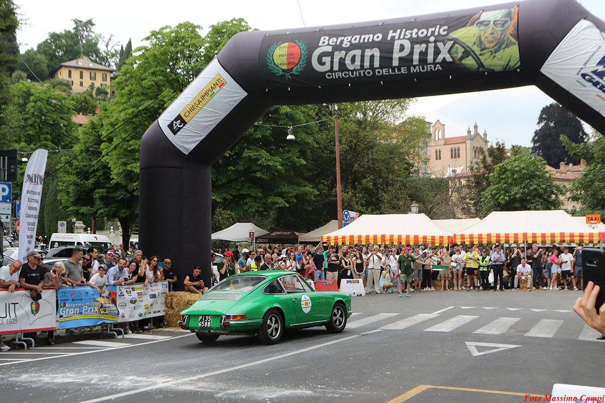OldCar24 Media Partner & Sponsor del Bergamo Historic Gran Prix 2026: edizione straordinaria con oltre 80 auto in corsa sul Circuito delle Mura