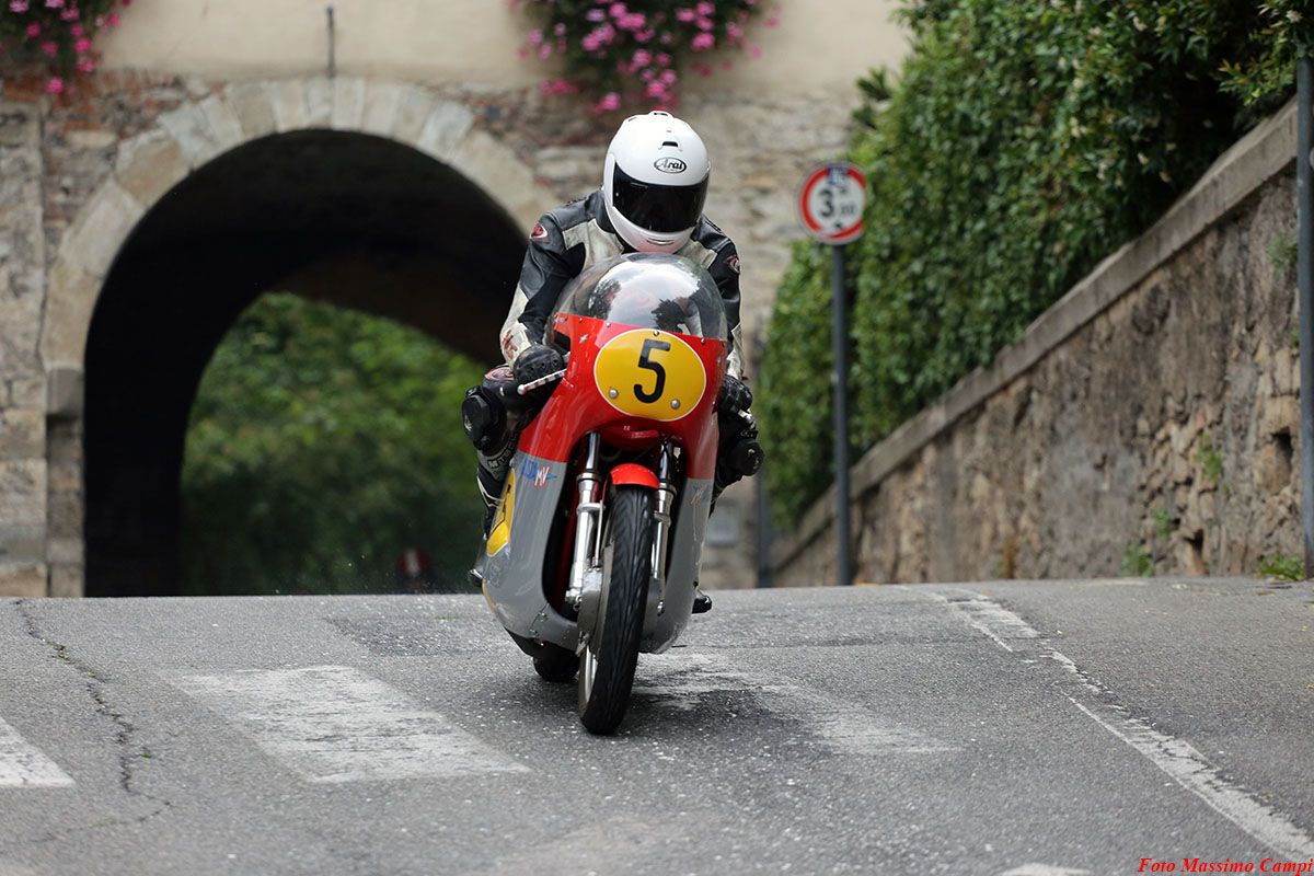 OldCar24 Media Partner & Sponsor del Bergamo Historic Gran Prix 2026: edizione straordinaria con oltre 80 auto in corsa sul Circuito delle Mura