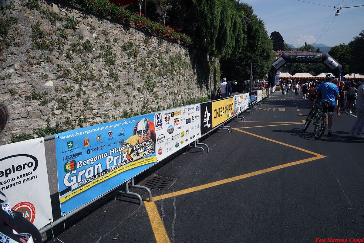 OldCar24 Media Partner & Sponsor del Bergamo Historic Gran Prix 2026: edizione straordinaria con oltre 80 auto in corsa sul Circuito delle Mura