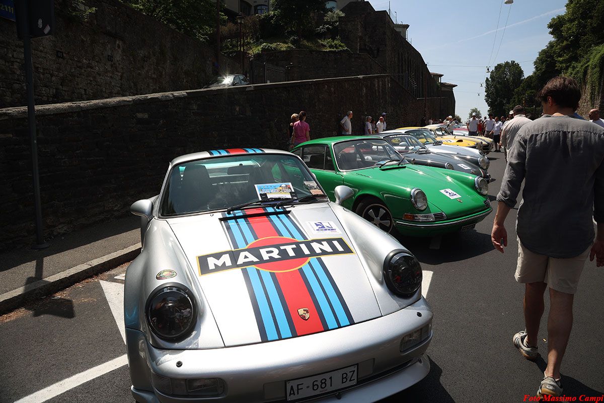 OldCar24 Media Partner & Sponsor del Bergamo Historic Gran Prix 2026: edizione straordinaria con oltre 80 auto in corsa sul Circuito delle Mura