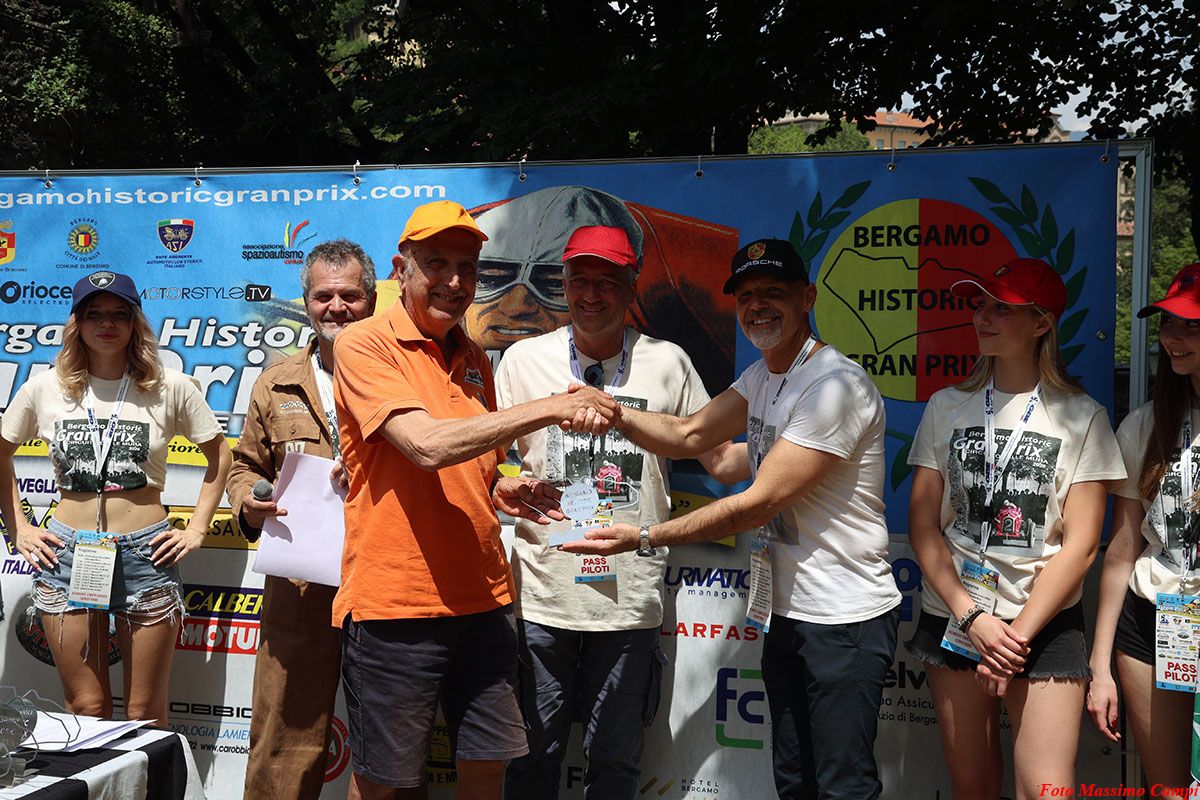 OldCar24 Media Partner & Sponsor del Bergamo Historic Gran Prix 2026: edizione straordinaria con oltre 80 auto in corsa sul Circuito delle Mura