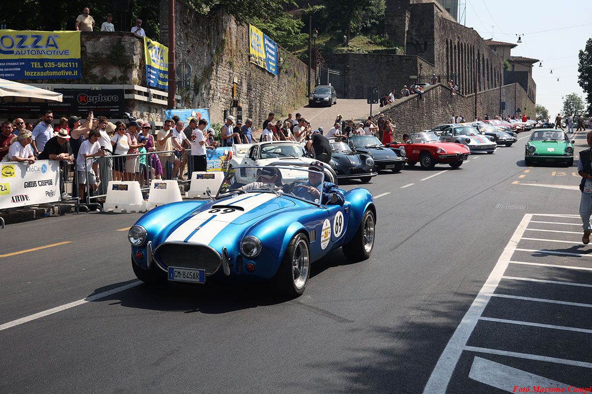 OldCar24 Media Partner & Sponsor del Bergamo Historic Gran Prix 2026: edizione straordinaria con oltre 80 auto in corsa sul Circuito delle Mura