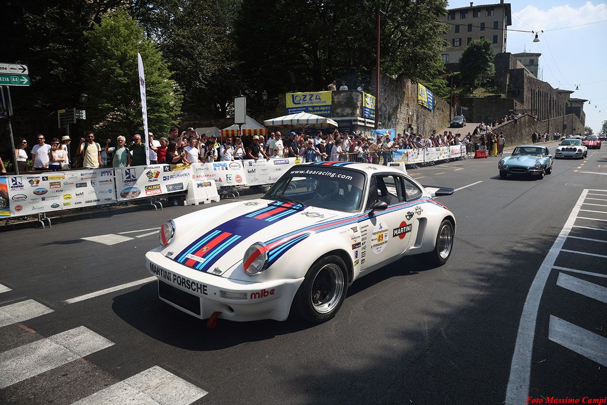 OldCar24 Media Partner & Sponsor del Bergamo Historic Gran Prix 2026: edizione straordinaria con oltre 80 auto in corsa sul Circuito delle Mura