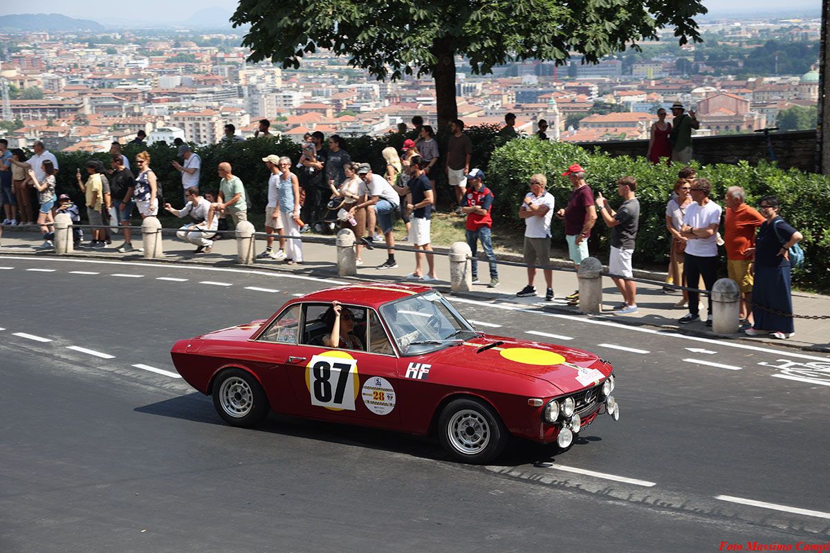 OldCar24 Media Partner & Sponsor del Bergamo Historic Gran Prix 2026: edizione straordinaria con oltre 80 auto in corsa sul Circuito delle Mura