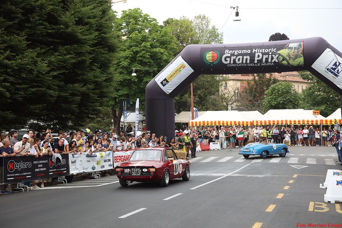 OldCar24 Media Partner & Sponsor del Bergamo Historic Gran Prix 2026: edizione straordinaria con oltre 80 auto in corsa sul Circuito delle Mura