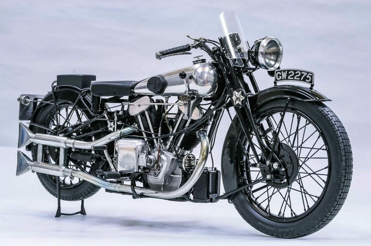 Brough Superior SS100 classe 1925, “la Rolls Royce delle motociclette” è la regina indiscussa delle aste di moto d’epoca