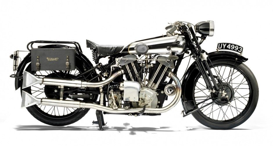 Brough Superior SS100 classe 1925, “la Rolls Royce delle motociclette” è la regina indiscussa delle aste di moto d’epoca