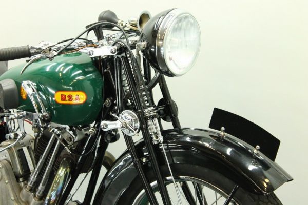 BSA M34-13 / 5.95hp deluxe 1934 600cc 1 cyl ohv