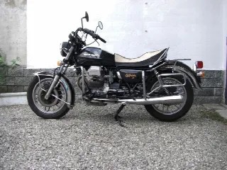 Foto 1 di 3: Moto Guzzi California II