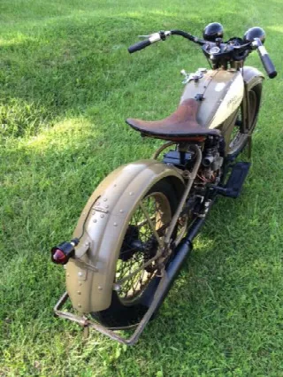 Foto 4 di 6: Harley Davidson Mod. 30