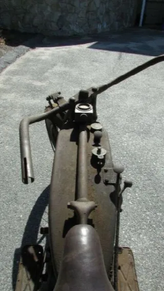 Foto 7 di 7: Indian V-Twin