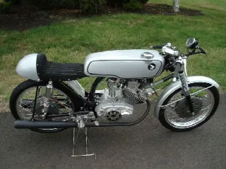 Foto 1 di 6: Honda Motorcycles CR