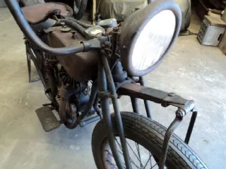 Foto 3 di 6: Indian Chief