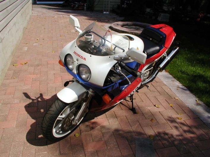 Honda Motorcycles  VFR 750