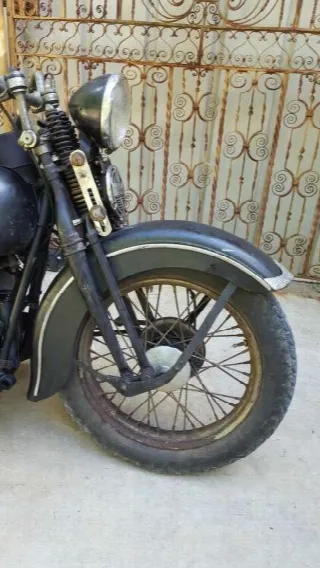 Foto 2 di 8: Harley Davidson Knucklehead