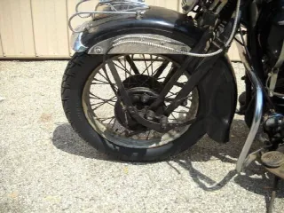 Foto 4 di 8: Harley Davidson Knucklehead Original and Unrestored