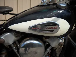 Foto 5 di 8: Harley Davidson Knucklehead Original and Unrestored
