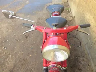 Foto 4 di 6: Nimbus C
