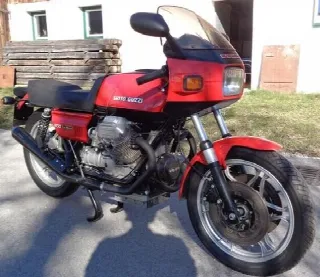 Foto 2 di 6: Moto Guzzi Le Mans
