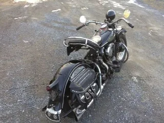 Foto 2 di 6: Harley Davidson