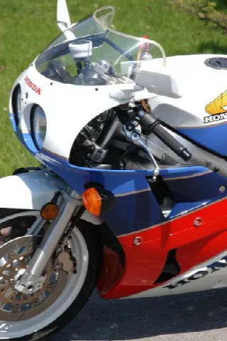 Foto 3 di 6: Honda Motorcycles RC30