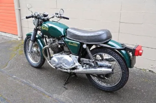 Norton Commando