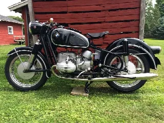 Foto 4 di 6: BMW Motorcycles R69S