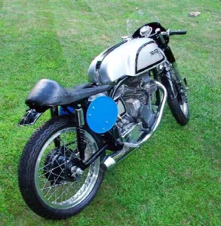 Foto 2 di 6: Norton