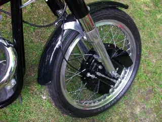 Foto 6 di 6: Norton
