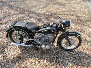Foto 6 di 6: BMW Motorcycles R68