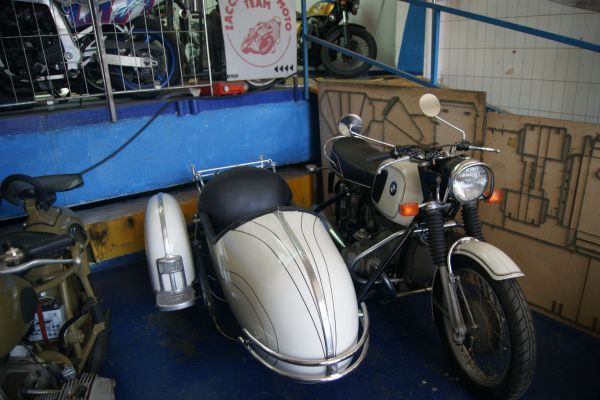 BMW Motorcycles  R75-5