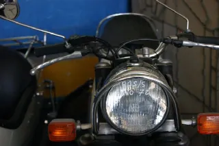Foto 7 di 9: BMW Motorcycles R75-5