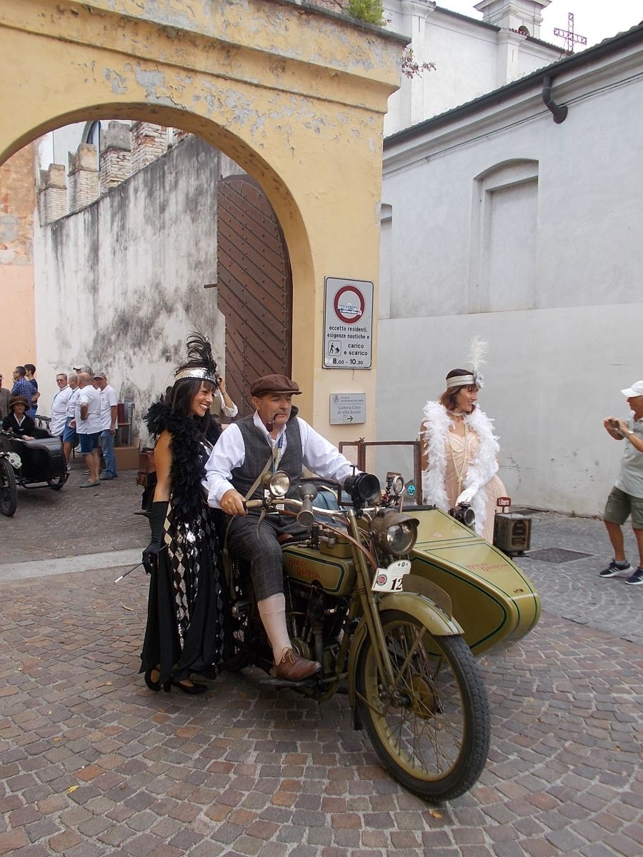 Festa delle moto centenarie alla XI edizione della “Settimana Motoristica Bresciana”