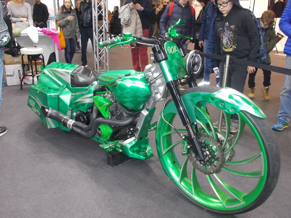 Moto di serie? No grazie