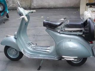 Foto 1 di 5: Piaggio vespa 150 VB1T