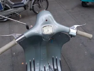Foto 3 di 5: Piaggio vespa 150 VB1T