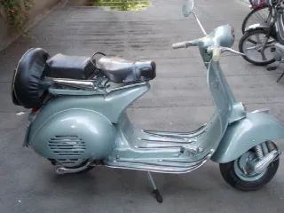 Foto 2 di 5: Piaggio vespa 150 VB1T