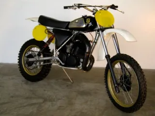 Foto 1 di 6: Husqvarna 390