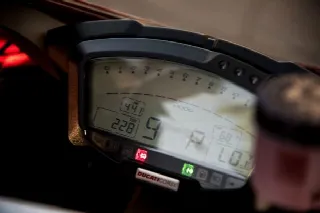 Foto 3 di 6: Ducati 1098