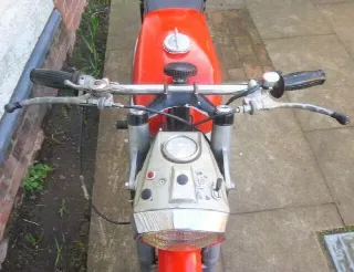 Foto 6 di 6: Ducati Monza